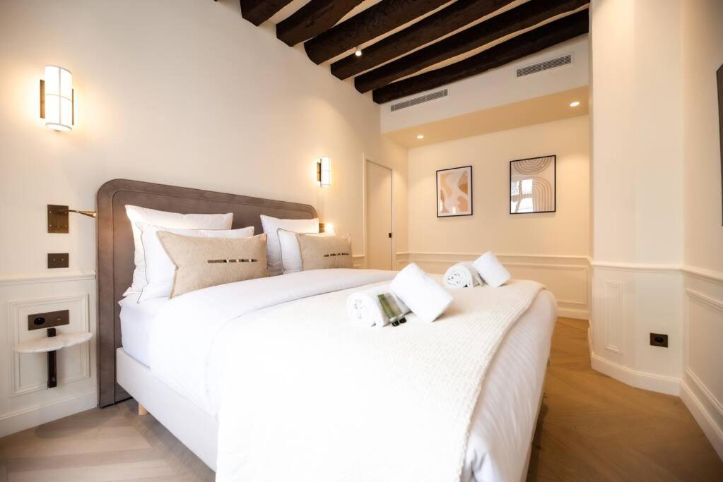 Appartement Luxury One Bedroom Flat Near Le Louvre I Parijs
